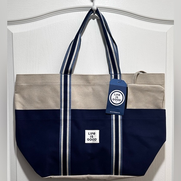 Life Is Good Handbags - New Life Is Good Everyday Tote / Bag